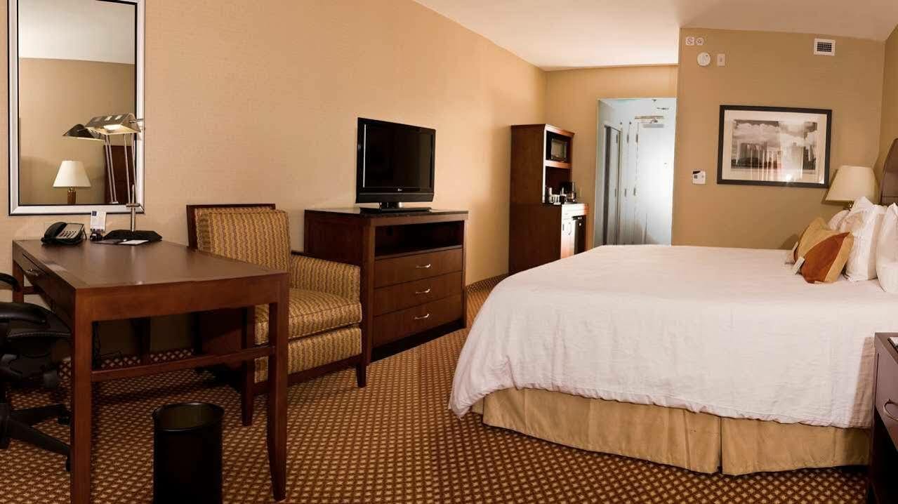 Hotel Houston Marriott 4*